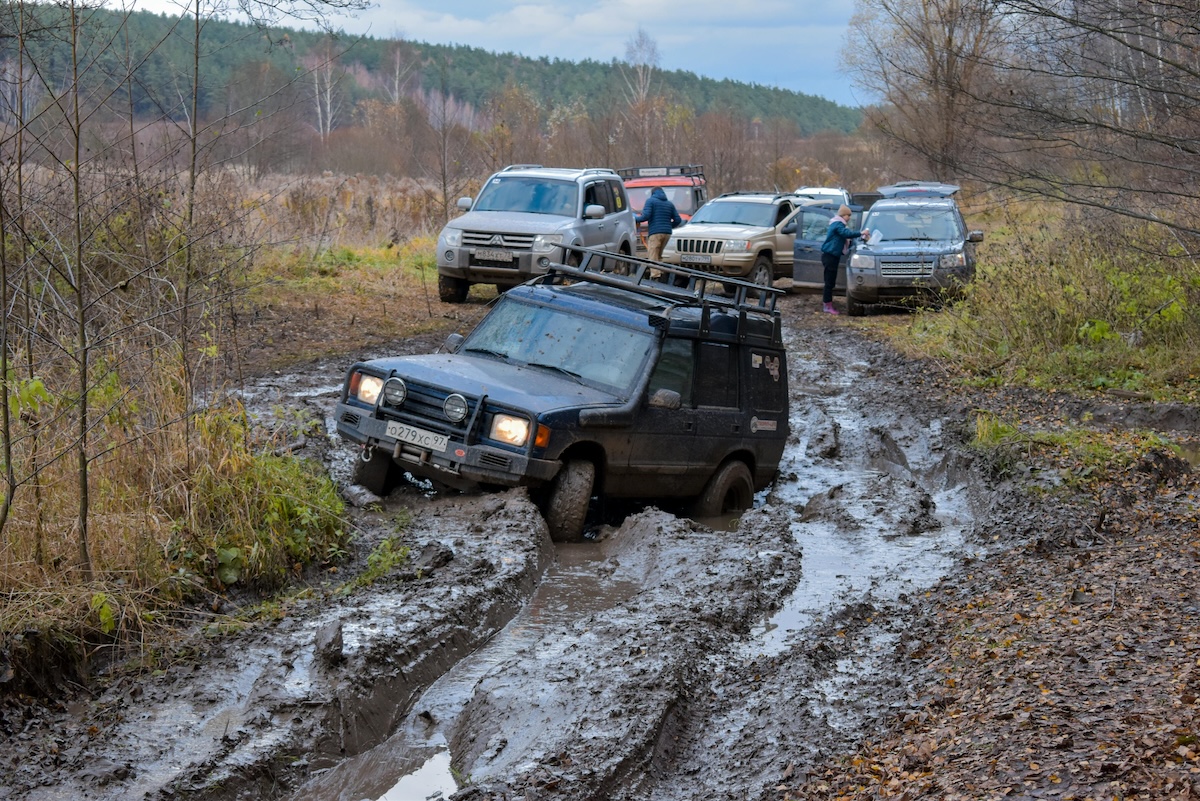 car in rut