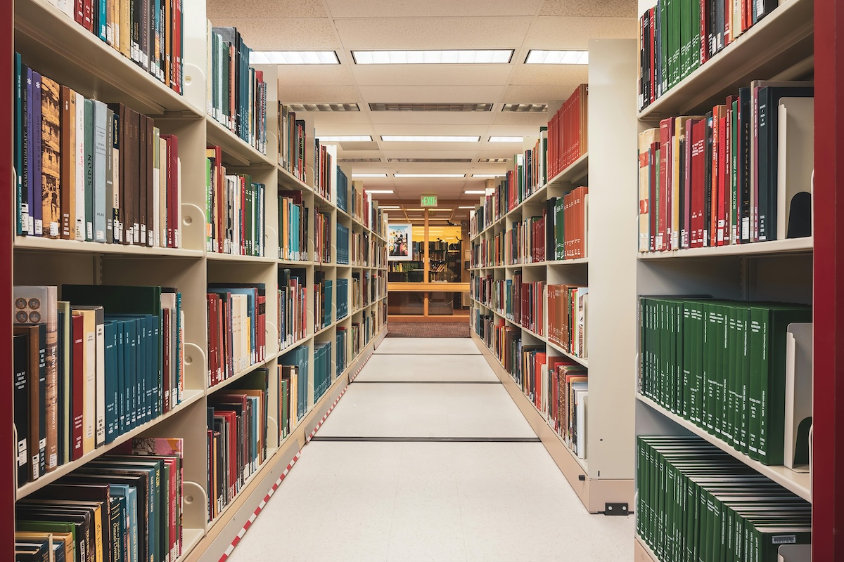 academic leaders supporting faculty research productivity and momentum